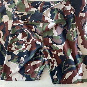 Year of Ours Camo print leggings